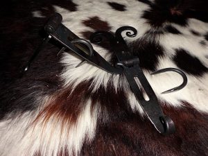 Truhenbeschläge (4)